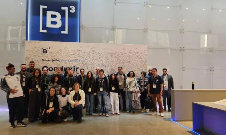 Alunos da rede municipal participam do lançamento do Programa Eras