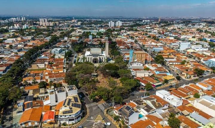 Confira o que Abre e Fecha durante o feriado de Corpus Christi 2026