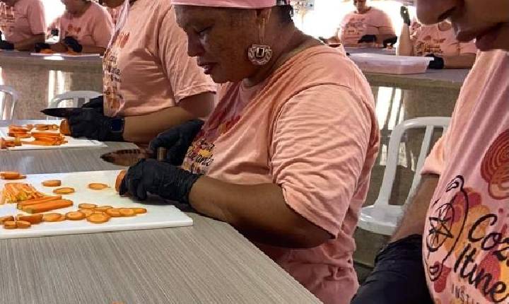 Curso ministrado pela chef Adriana Saldanha oferece capacitação presencial