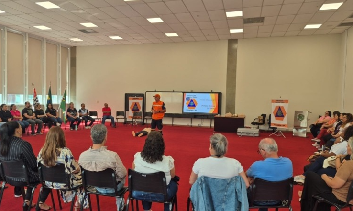Defesa Civil realiza capacitação da Lei Lucas para profissionais da Assistência Social