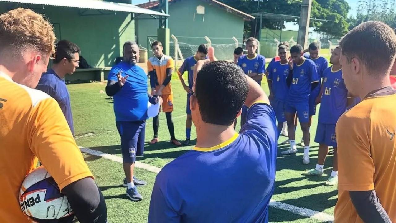Duelo coloca frente a frente Paulínia FU e Itaquaquecetuba no 