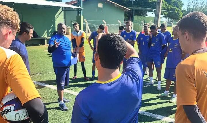 Duelo coloca frente a frente Paulínia FU e Itaquaquecetuba no 