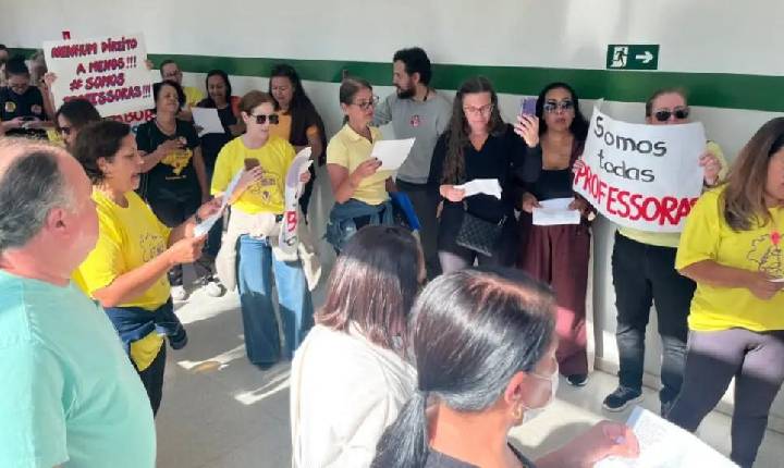 Educadoras infantis de Paulínia paralisam atividades por enquadramento no Magistério