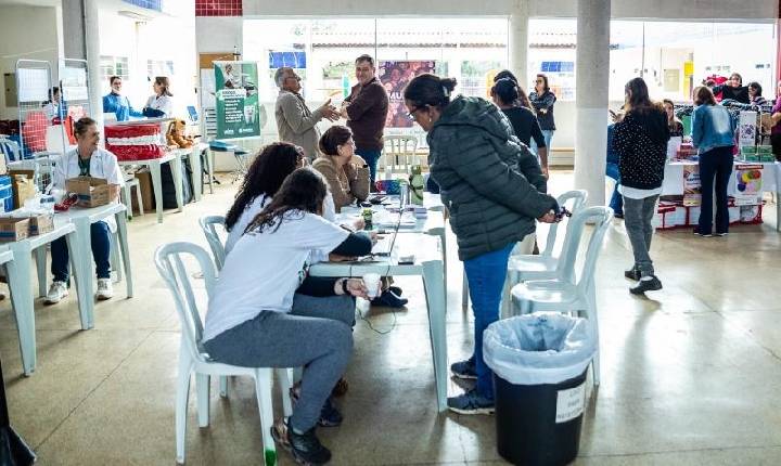 Escola Prof. Simone no Patropi recebe Programa Prefeitura nos Bairros