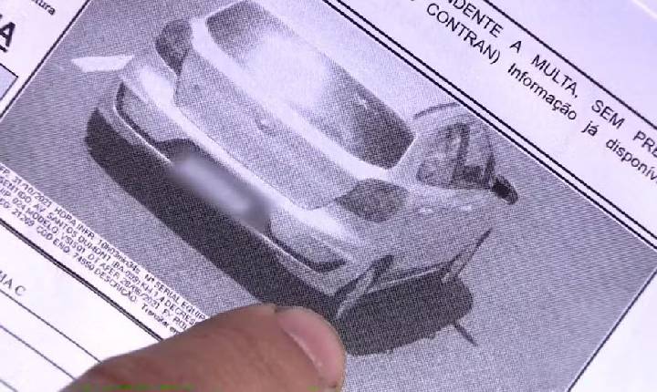 Licenciamento atrasado lidera multas aplicadas a motoristas na RMC