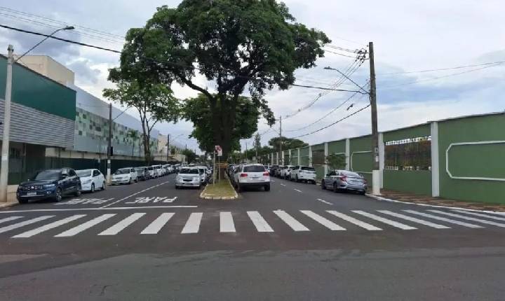 Licenciamento obrigatório começa em julho; veja quando vence o seu veículo