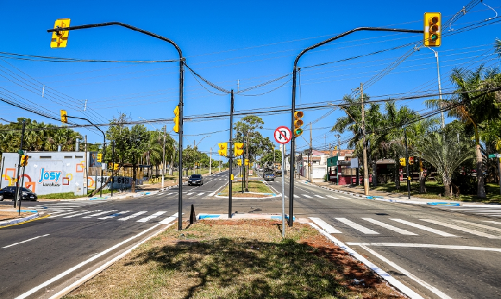 Novos semáforos são instalados em Paulínia