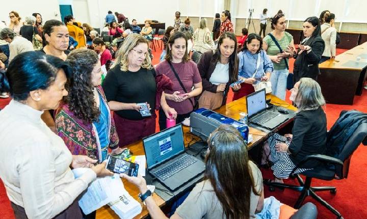 Programa Empreendedor Artesão emite 37 carteiras e incentiva à qualificação do setor