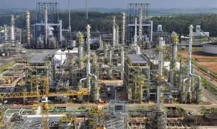 Refinaria de Paulínia receberá R$ 6 bi para ampliar produção