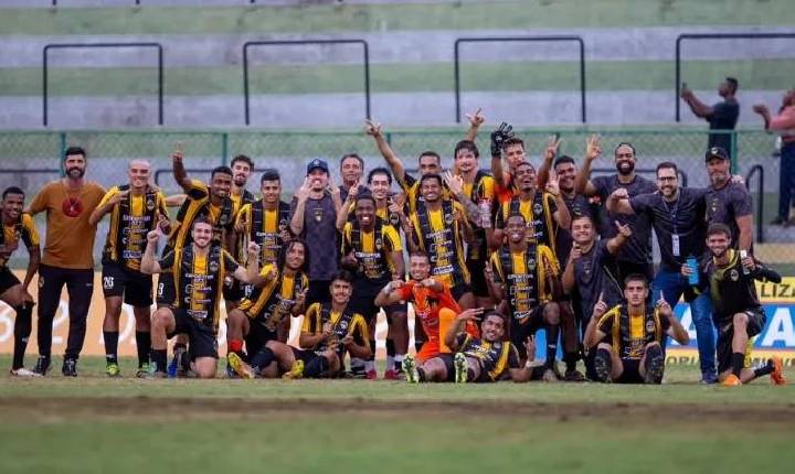 Vitória no clássico da cidade recoloca Paulinense na briga pela classificação
