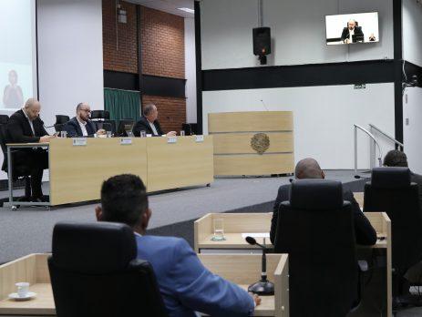 Câmara aprova lei que estabelece mudanças para modernizar atribuições do cargo de Educadora Infantil