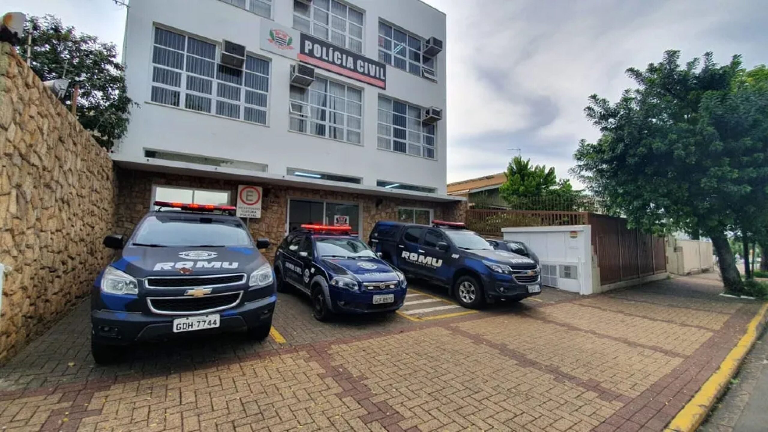 Homem é preso por injúria racial após chamar outro de macaco em Paulínia