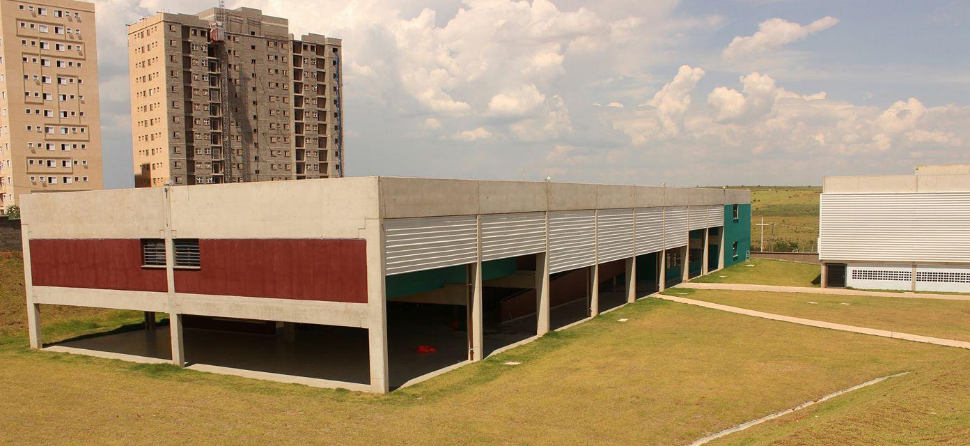 Chuvas intensas em Paulínia alagam escola estadual Parque dos Servidores