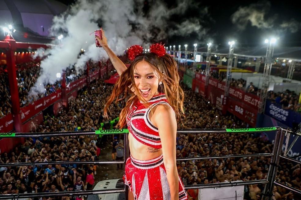 Anitta anuncia show da turnê de carnaval em Paulínia