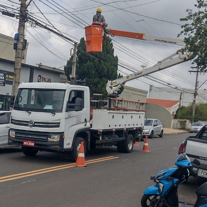 Paulínia ganha canal do WhatsApp para manutenção da iluminação pública