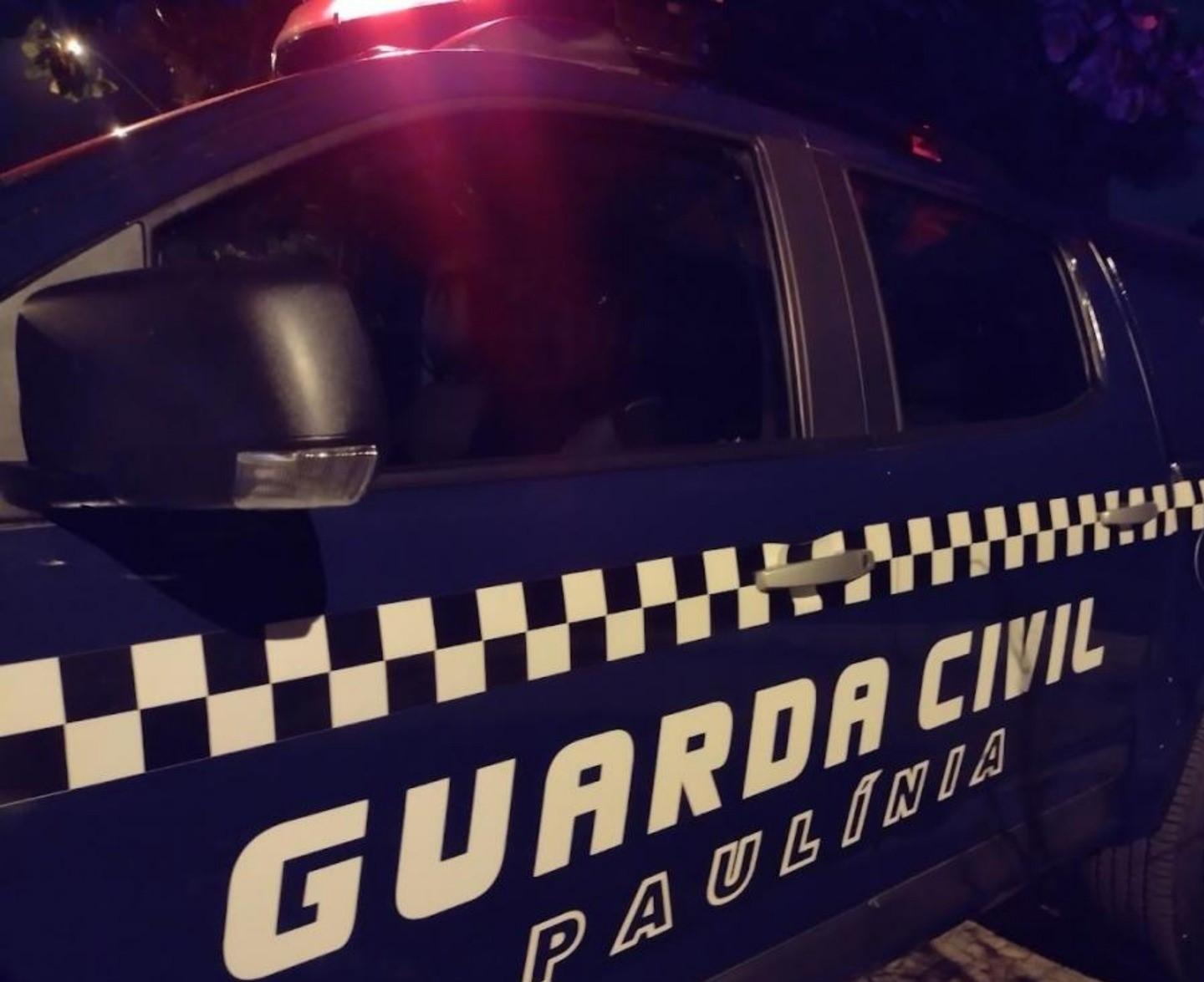 Três suspeitos são flagrados pela GCM após tentar roubar moto