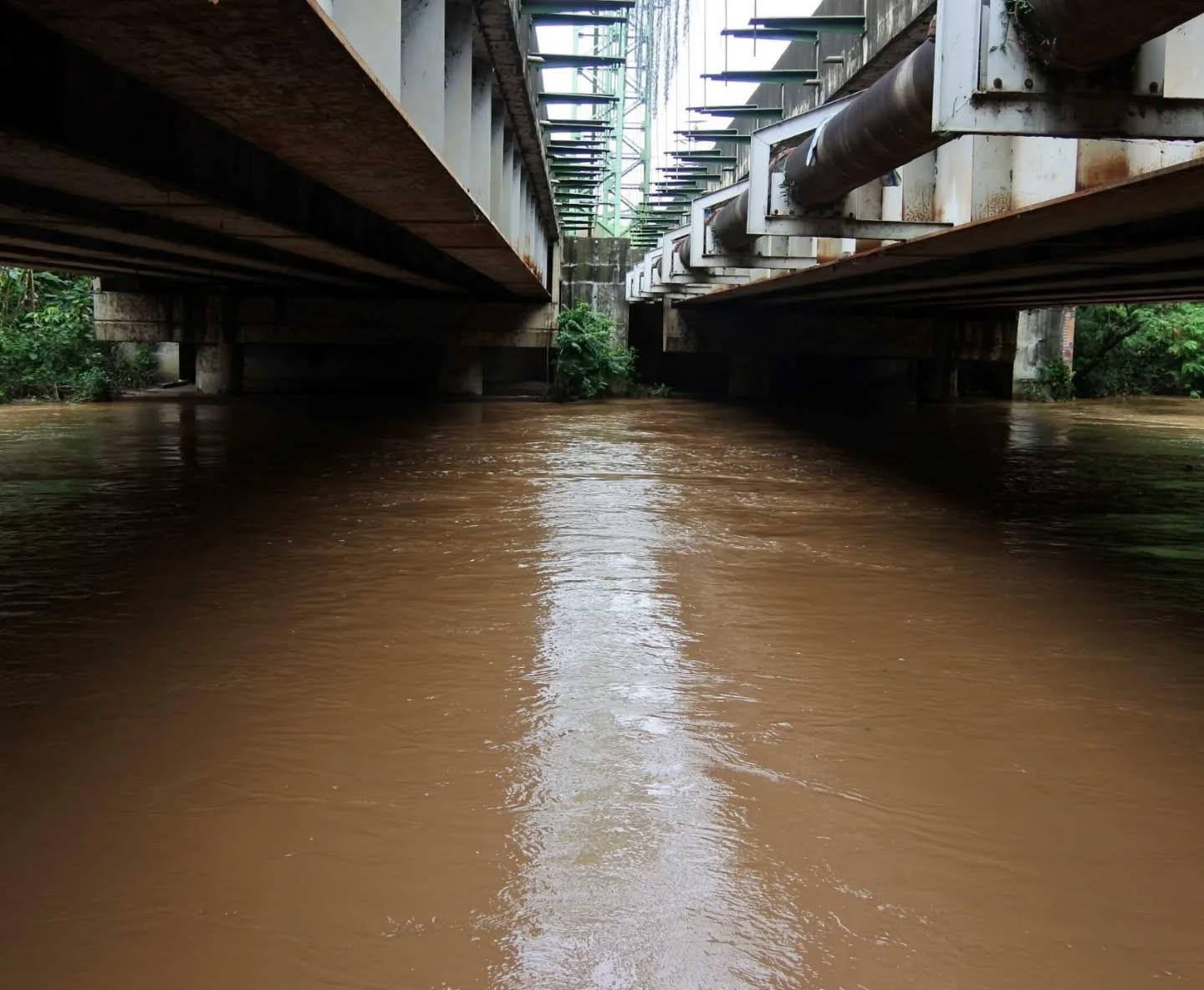 Defesa Civil monitora três regiões de Paulínia após chuvas subirem nível do Rio Atibaia