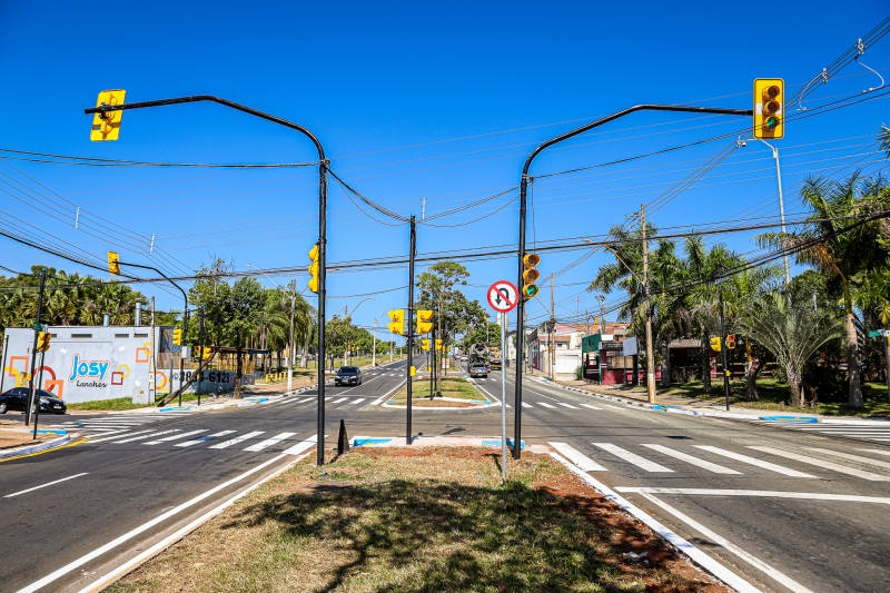 Novos semáforos são instalados em Paulínia
