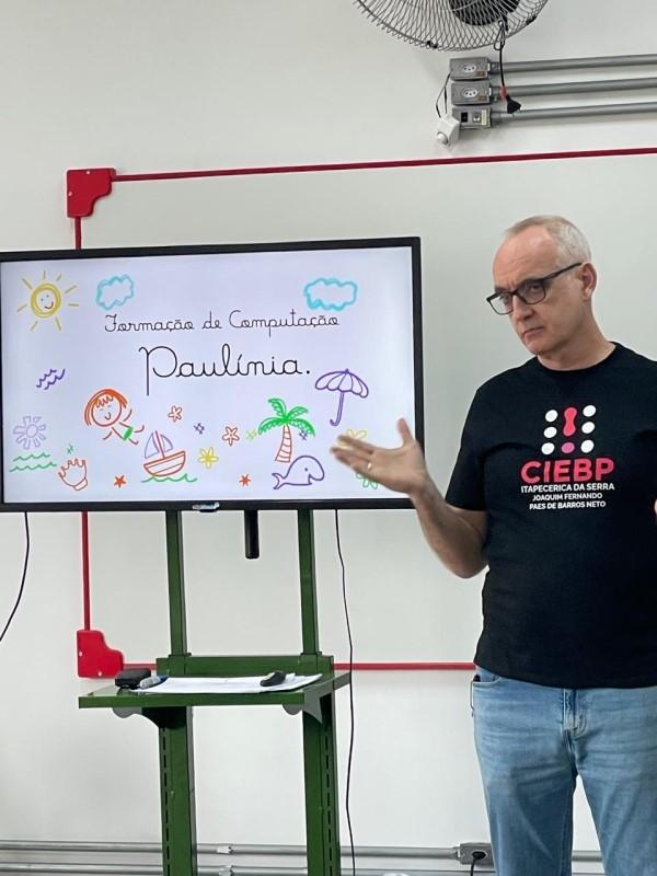 Prefeitura de Paulínia promove formações sobre BNCC Computação