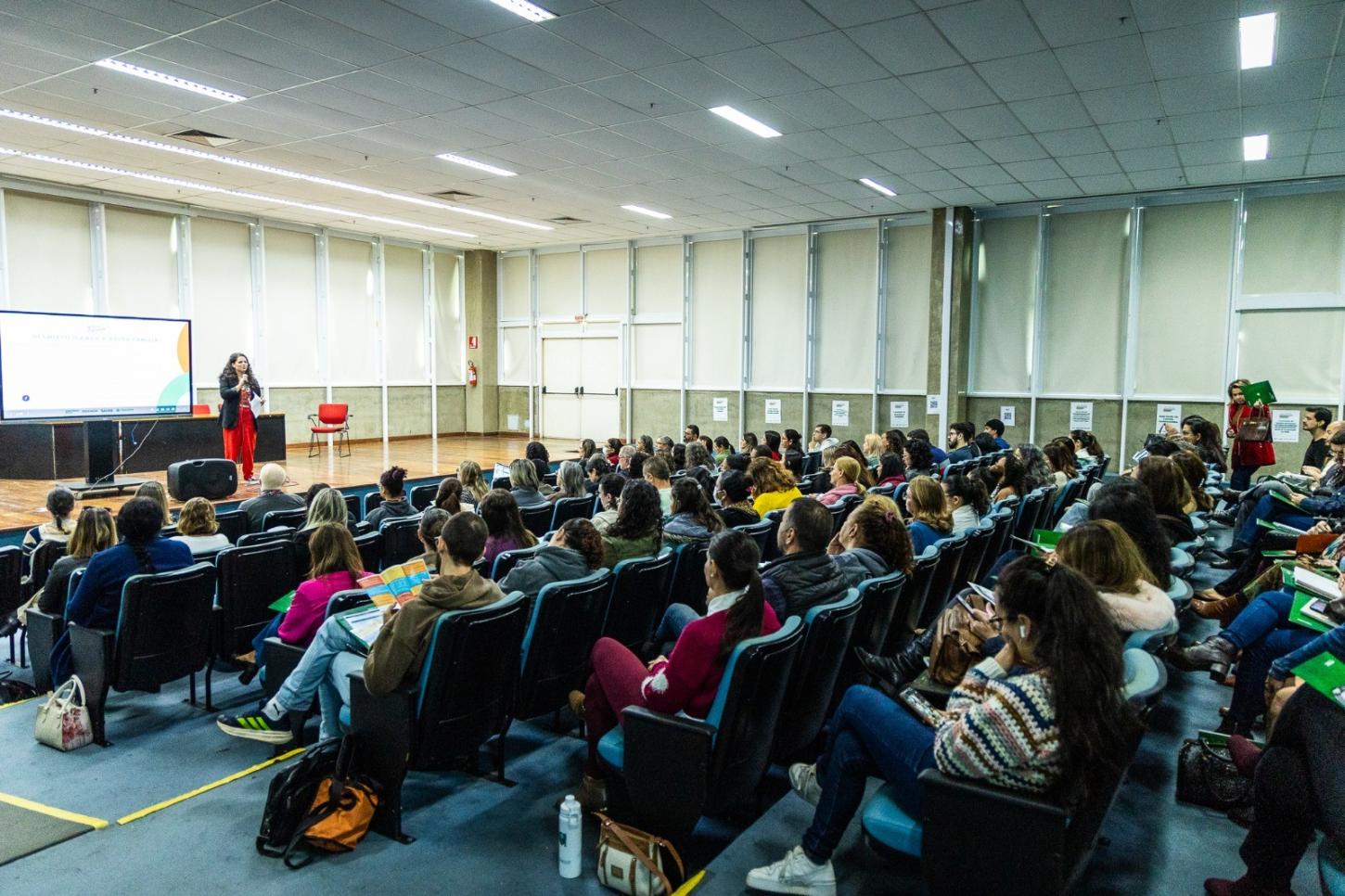 Paulínia realiza 1º Encontro Municipal Intersetorial do Bolsa Família