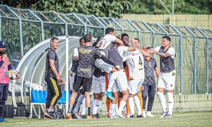 Embalado por duas vitórias, Paulinense tem teste decisivo em casa na tarde deste domingo