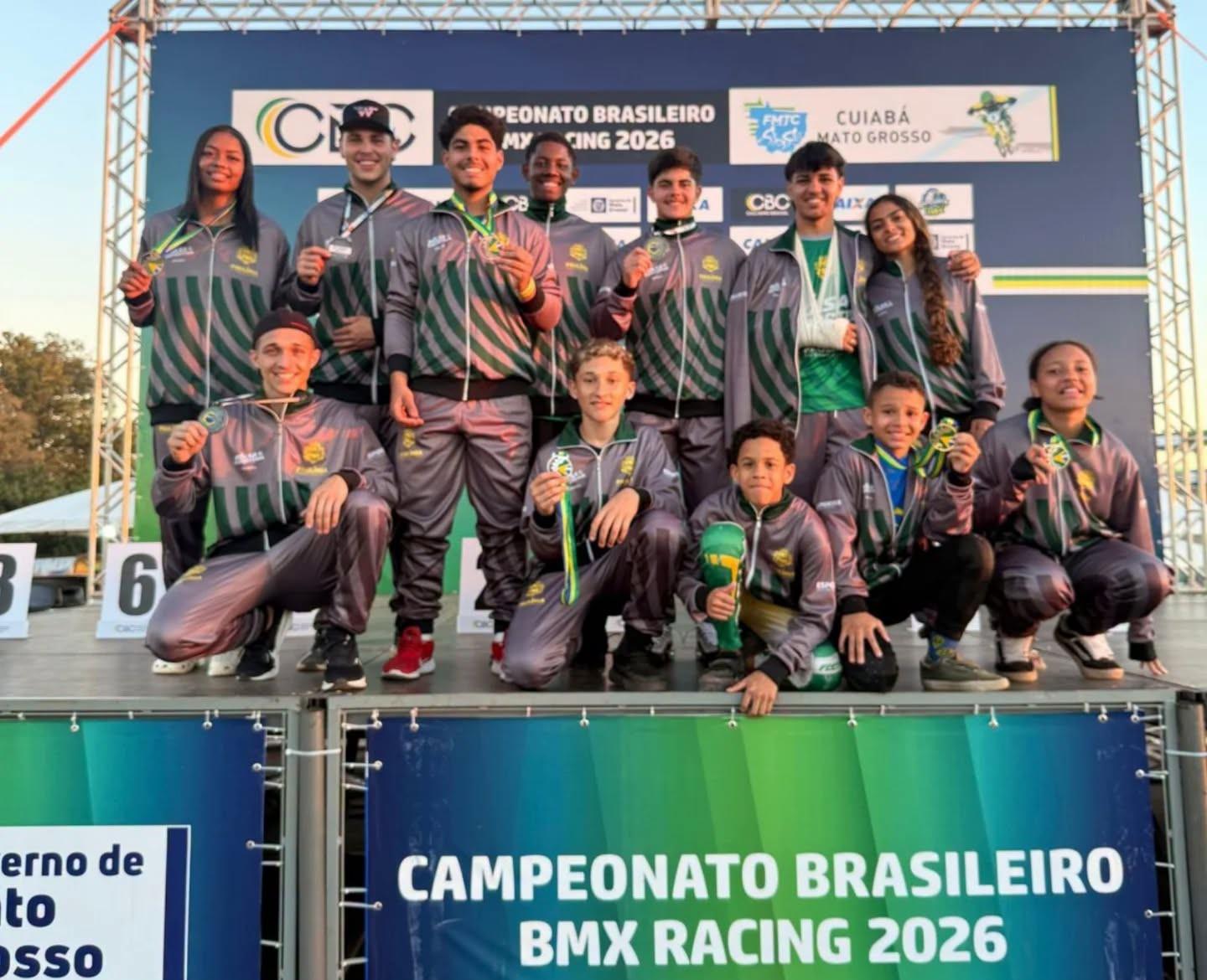 Atletas da Bolsa Esportiva de Paulínia brilham no Brasileiro de BMX 2026