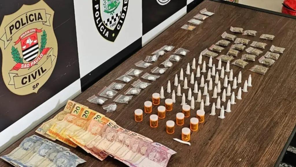 Mulher é presa em Paulínia após confessar venda de drogas em área de mata