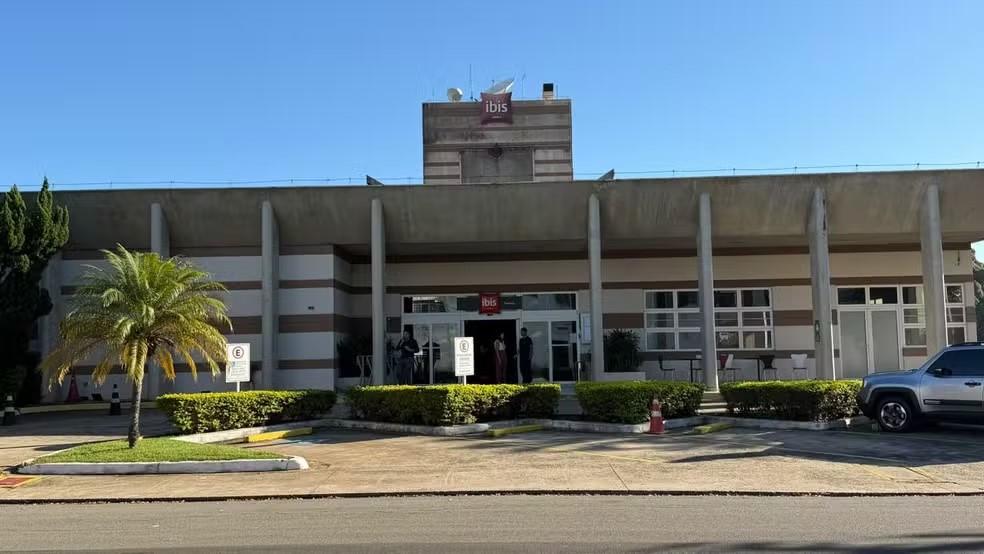 Segurança esfaqueia 3 funcionários no Hotel Íbis e se entrega à Guarda em Paulínia