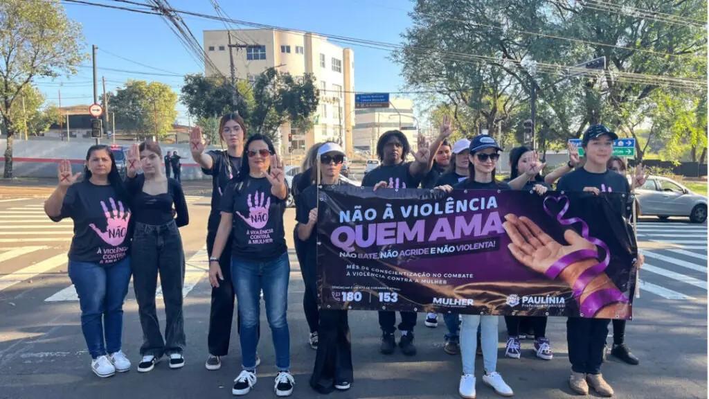 Ação leva conscientização sobre violência contra a mulher para as ruas de Paulínia