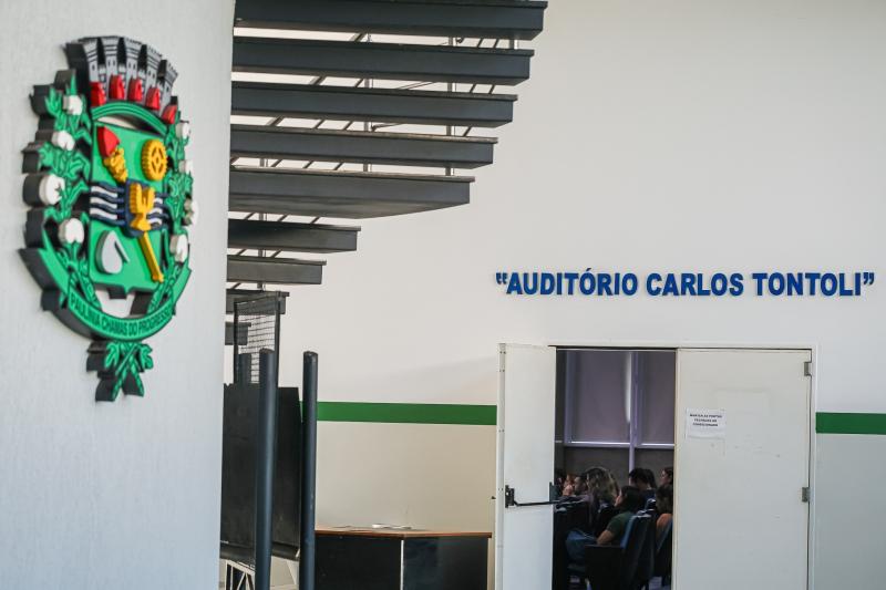Prefeitura promove palestra sobre altas habilidades e superdotação 