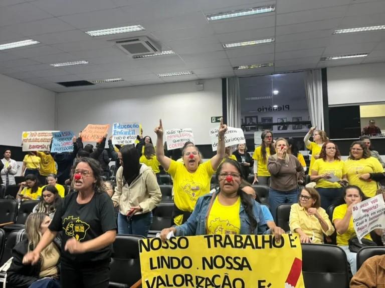 Câmara aprova mudanças para educadoras infantis e reajuste salarial será tratado à parte
