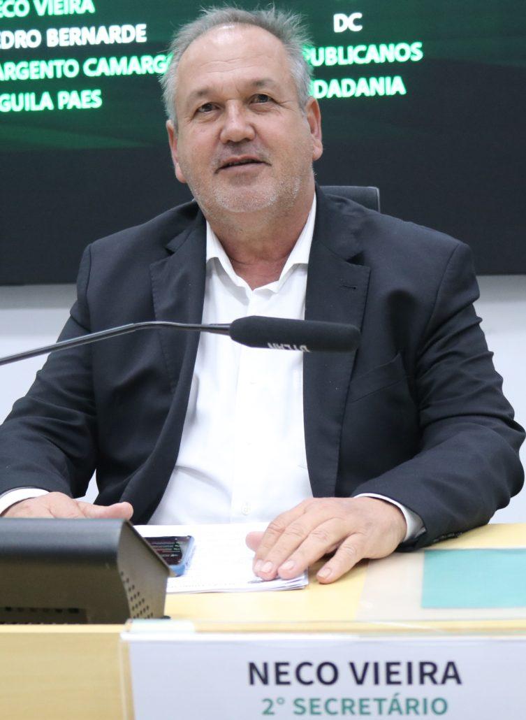 Neco Vieira sugere áreas para embarque e desembarque nas escolas de Paulínia