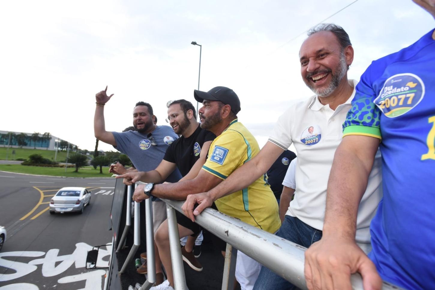 Du Cazellato promove carreata com mais de 800 veículos neste sábado