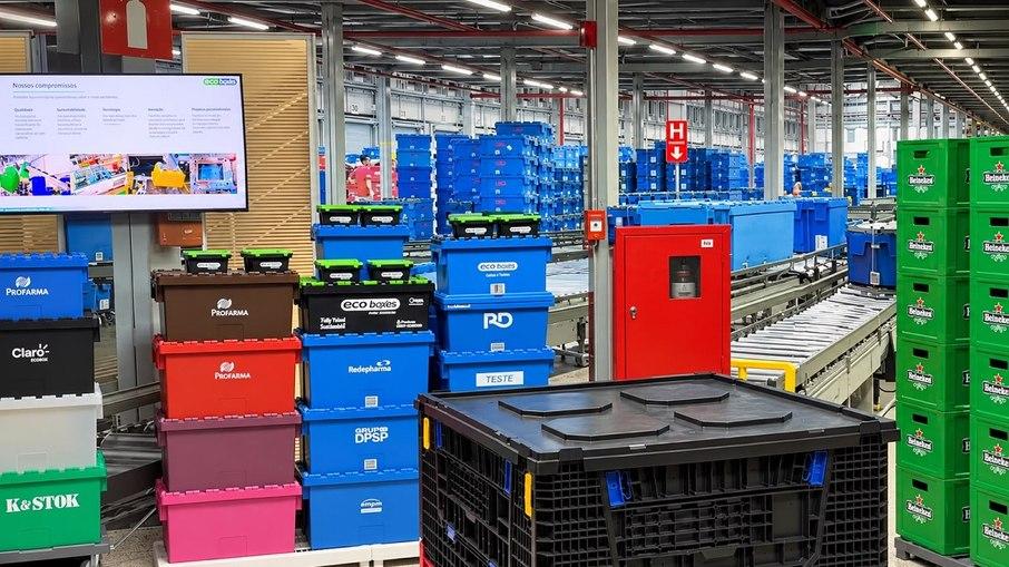 Indústria instalada em Paulínia projeta usar 70% de plástico reciclado até 2027