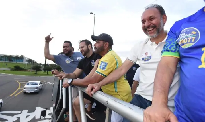 Du Cazellato promove carreata com mais de 800 veículos neste sábado