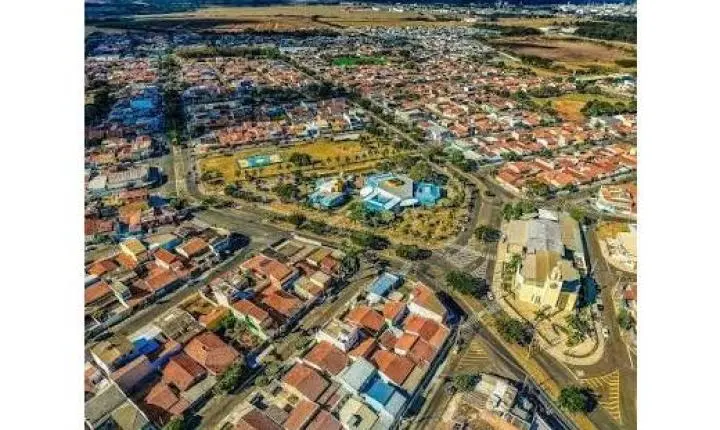 Prefeito envia a Câmara projeto que regulariza construções irregulares e desdobro de terrenos